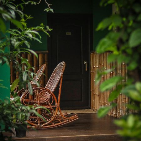 Edens Munnar Hotel Buitenkant foto