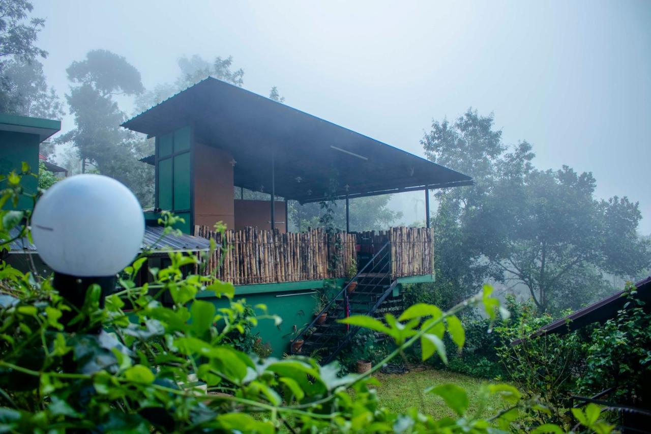 Edens Munnar Hotel Buitenkant foto