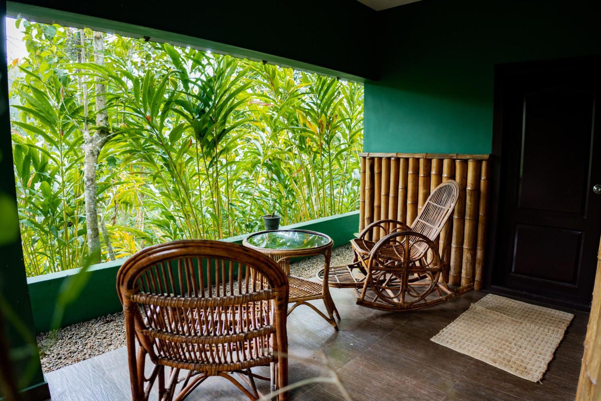 Edens Munnar Hotel Buitenkant foto